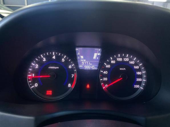Hyundai Solaris I с пробегом 2011 года, цена 669 000 рублей, 98505 км, хэтчбек, Автокод Объявления