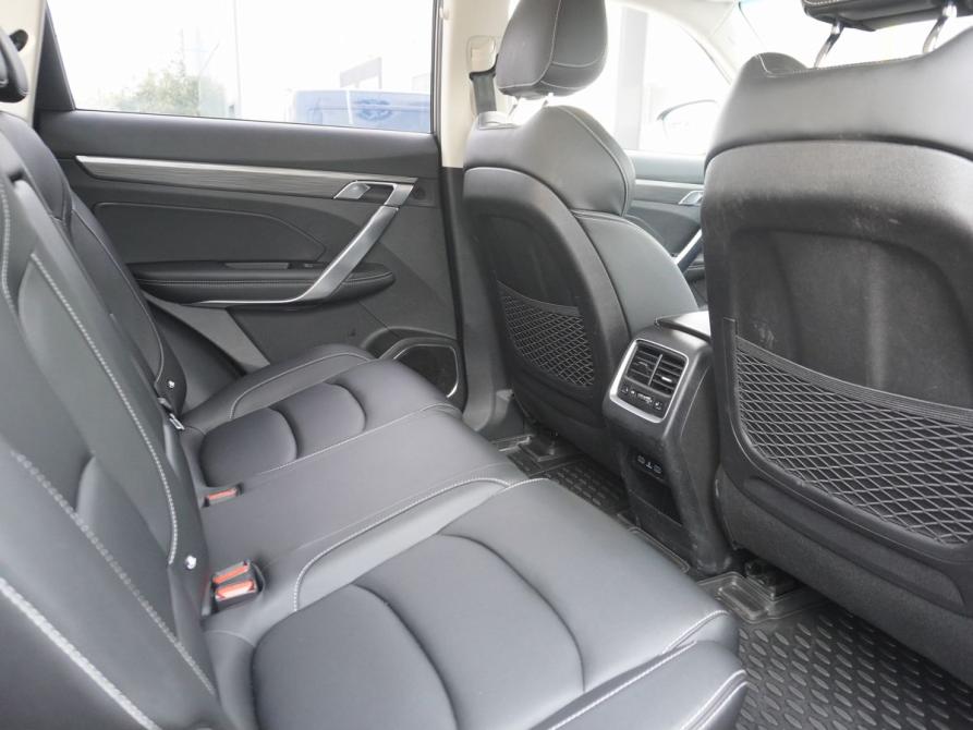Geely Atlas Pro Москва  - изображение 10