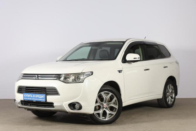 Mitsubishi Outlander III с пробегом 2014 года, цена 1 789 000 рублей, 200000 км, внедорожник, Автокод Объявления