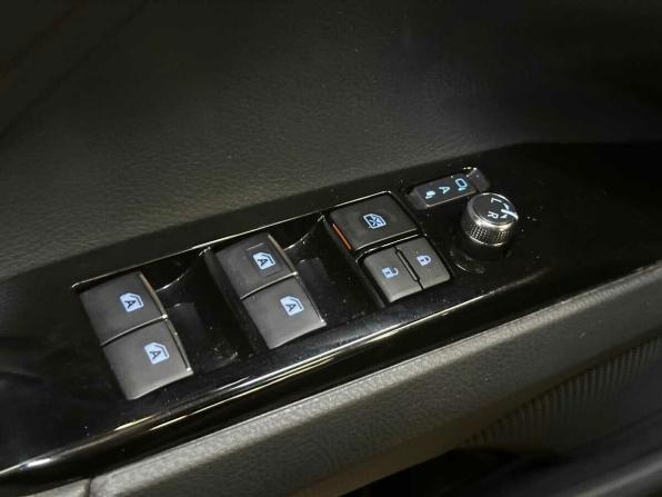 Toyota Camry VIII (XV70) с пробегом 2021 года, цена 2 980 000 рублей, 12100 км, седан, Автокод Объявления