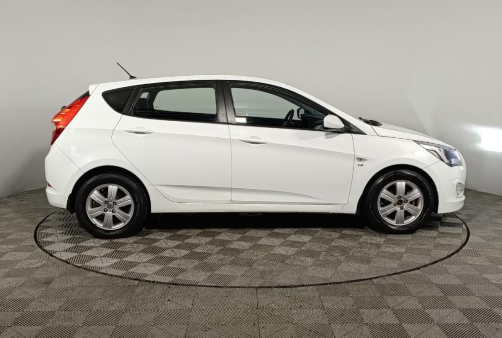 Hyundai Solaris I Волгоград  - изображение 8