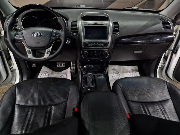Kia Sorento II Рестайлинг с пробегом 2013 года, цена 1 950 000 рублей, 136546 км, внедорожник, Автокод Объявления