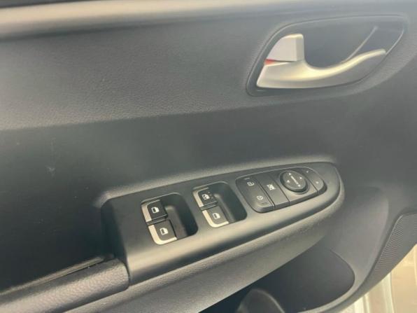 Kia Rio IV с пробегом 2019 года, цена 1 426 700 рублей, 57409 км, седан, Автокод Объявления