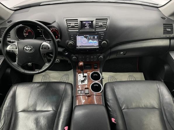 Toyota Highlander II (XU40) Рестайлинг с пробегом 2011 года, цена 1 850 000 рублей, 190000 км, внедорожник, Автокод Объявления