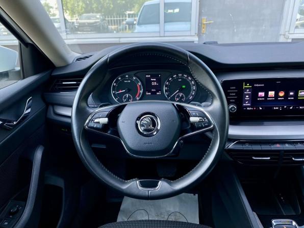Skoda Octavia IV (A8) с пробегом 2021 года, цена 2 449 000 рублей, 66491 км, лифтбек, Автокод Объявления