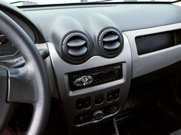 Renault Sandero I с пробегом 2012 года, цена 515 000 рублей, 217418 км, хэтчбек, Автокод Объявления