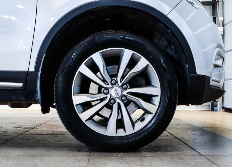 Geely Atlas I Москва  - изображение 24