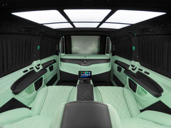 Mercedes-Benz V-Класс III (W447) Рестайлинг 2 с пробегом 2025 года, цена 46 000 000 рублей, 89 км, минивэн, Автокод Объявления