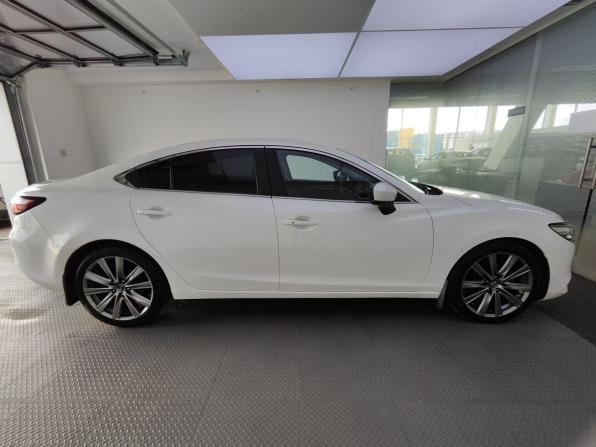 Mazda 6 III (GJ) Рестайлинг 2 с пробегом 2018 года, цена 2 090 000 рублей, 168875 км, седан, Автокод Объявления