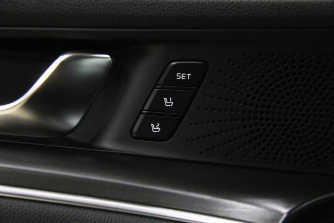 Kia K5 III с пробегом 2021 года, цена 3 035 000 рублей, 81341 км, седан, Автокод Объявления