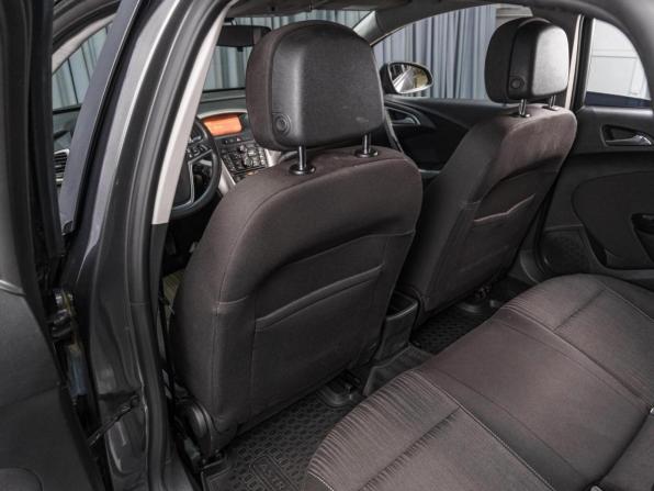 Opel Astra J с пробегом 2012 года, цена 669 000 рублей, 185698 км, хэтчбек, Автокод Объявления