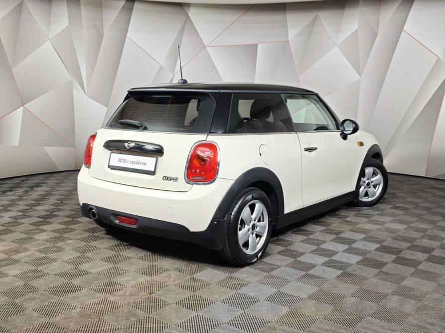 Mini Hatch III (F55/F56) Москва  - изображение 2