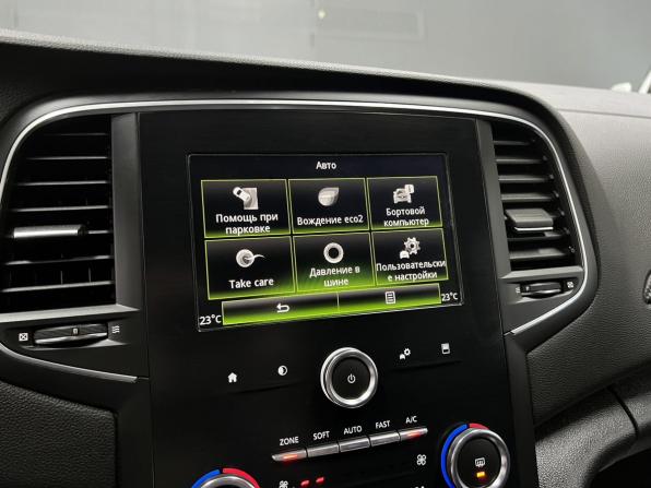 Renault Megane IV с пробегом 2018 года, цена 1 220 000 рублей, 177060 км, универсал, Автокод Объявления