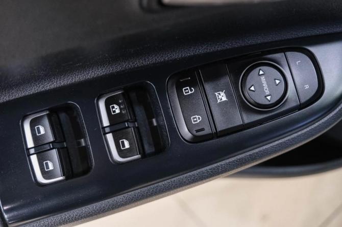 Kia Rio IV с пробегом 2019 года, цена 1 349 000 рублей, 95040 км, седан, Автокод Объявления