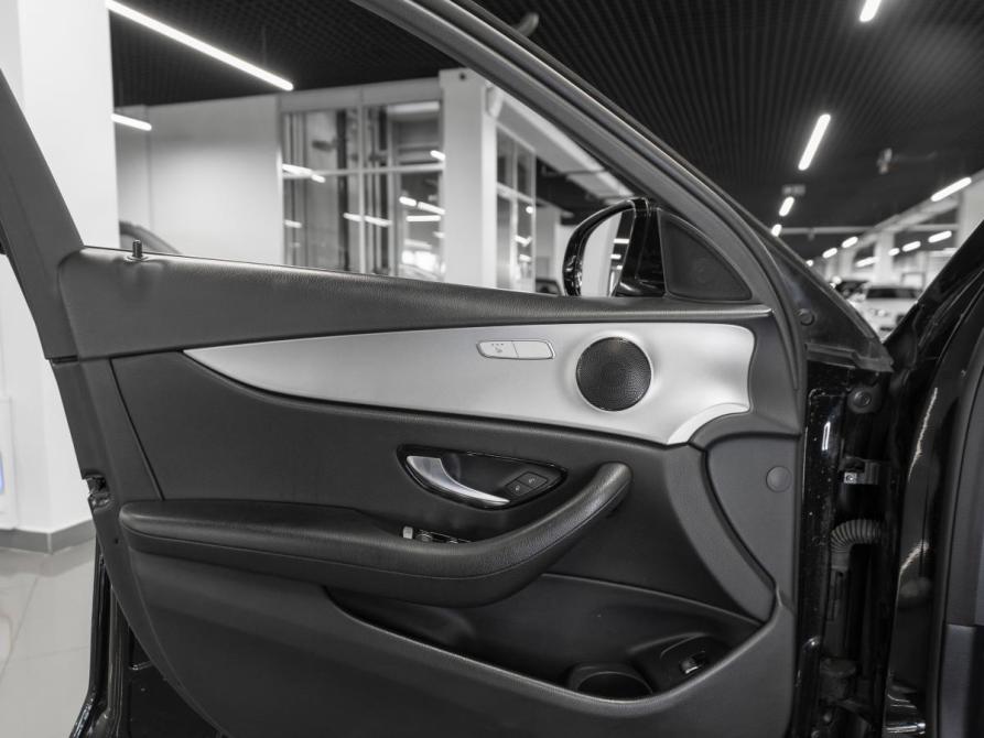Mercedes-Benz E-Класс V (W213 S213 C238) Рестайлинг Москва  - изображение 21