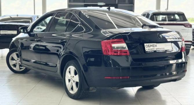 Skoda Octavia III (A7) Рестайлинг с пробегом 2019 года, цена 1 899 000 рублей, 180000 км, лифтбек, Автокод Объявления