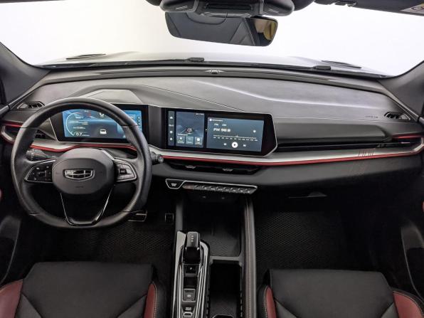 Geely Coolray I Рестайлинг с пробегом 2024 года, цена 2 150 000 рублей, 21436 км, внедорожник, Автокод Объявления