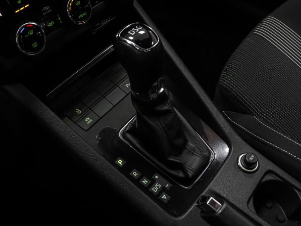 Skoda Octavia III (A7) Рестайлинг с пробегом 2019 года, цена 1 839 000 рублей, 130954 км, лифтбек, Автокод Объявления