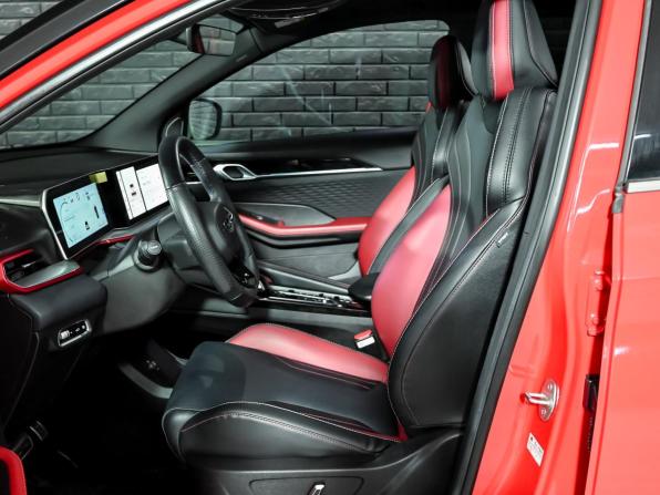 Geely Coolray I Рестайлинг с пробегом 2024 года, цена 2 300 000 рублей, 24637 км, внедорожник, Автокод Объявления