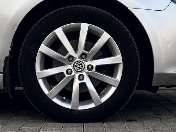 Volkswagen Golf VI с пробегом 2012 года, цена 735 000 рублей, 248090 км, хэтчбек, Автокод Объявления
