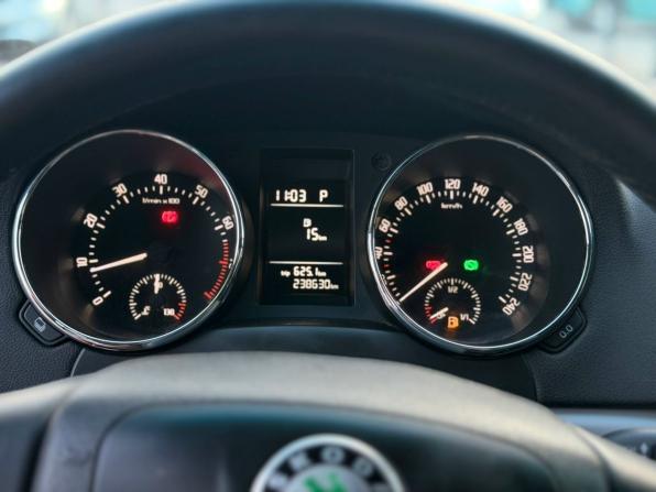 Skoda Yeti I с пробегом 2013 года, цена 759 000 рублей, 238630 км, внедорожник, Автокод Объявления