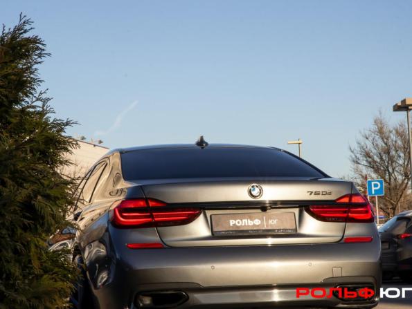 BMW 7 серии VI (G11/G12) с пробегом 2017 года, цена 3 428 000 рублей, 180350 км, седан, Автокод Объявления