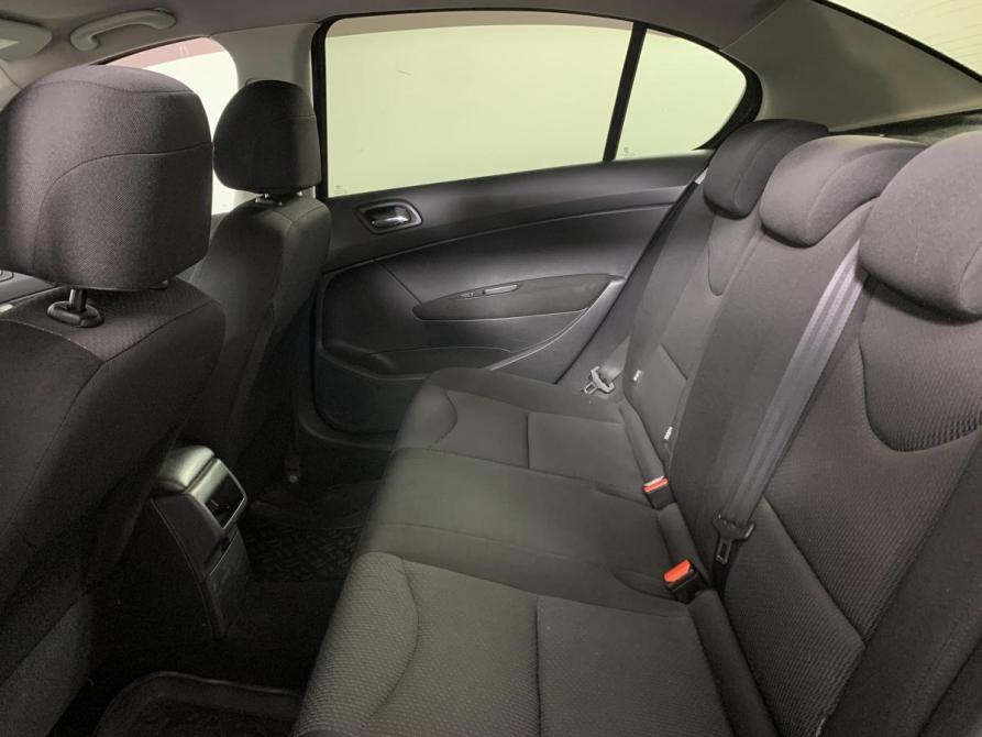 Peugeot 408 I Москва  - изображение 18