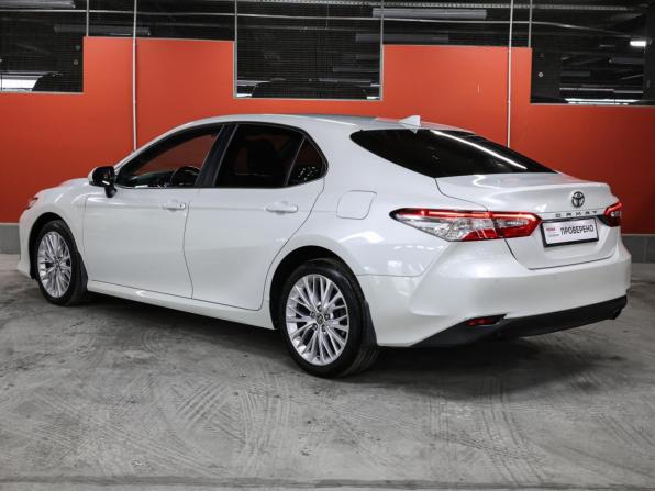 Toyota Camry VIII (XV70) Рестайлинг с пробегом 2021 года, цена 2 798 000 рублей, 137556 км, седан, Автокод Объявления