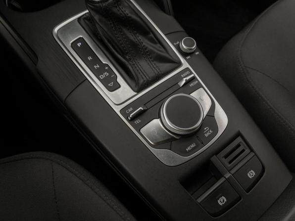 Audi A3 III (8V) с пробегом 2016 года, цена 2 130 000 рублей, 70002 км, седан, Автокод Объявления