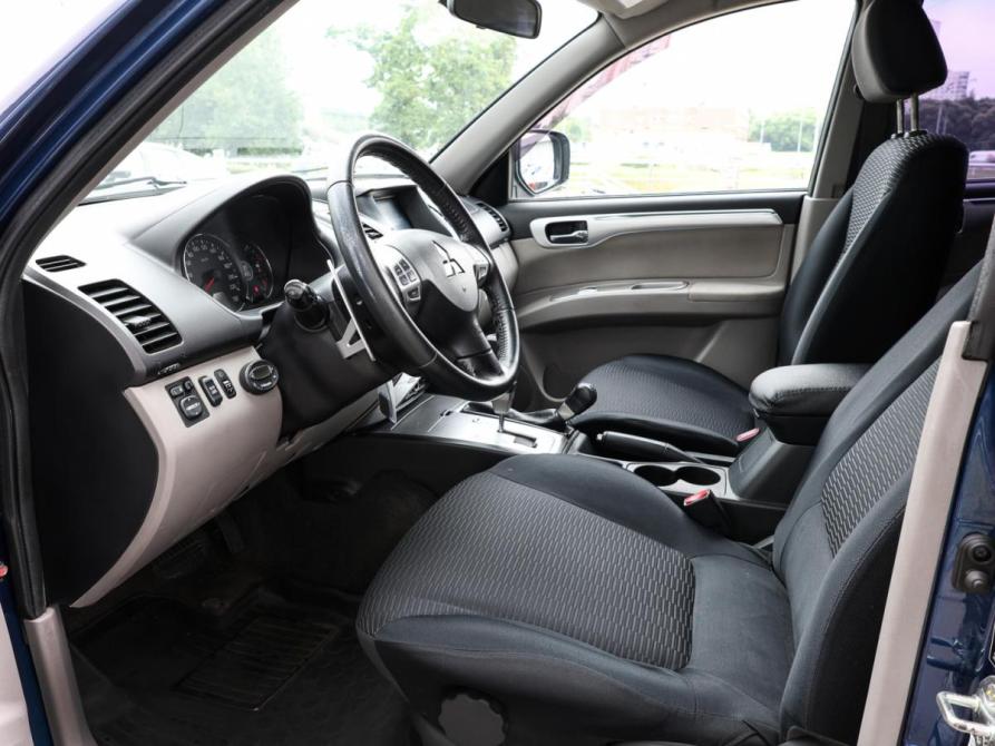 Mitsubishi Pajero Sport II Рестайлинг Москва  - изображение 17