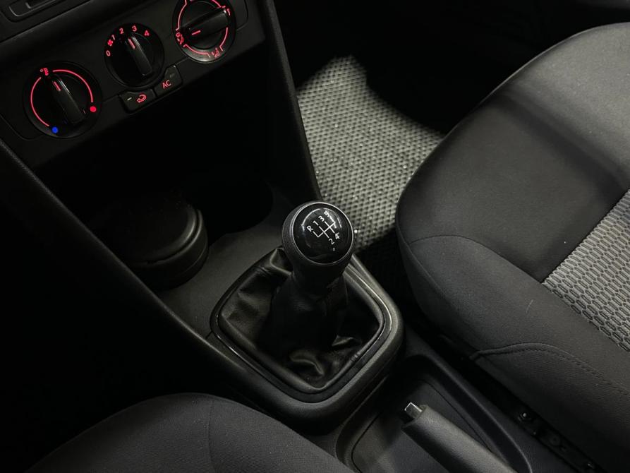 Volkswagen Polo V Санкт-Петербург  - изображение 17