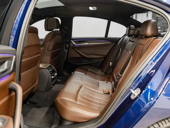 BMW 5 серии VII (G30/G31/G38) с пробегом 2017 года, цена 3 700 000 рублей, 200000 км, седан, Автокод Объявления