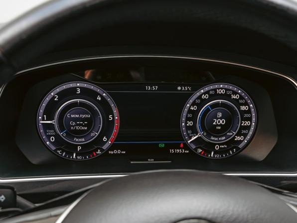 Volkswagen Tiguan II с пробегом 2017 года, цена 2 528 000 рублей, 151953 км, внедорожник, Автокод Объявления