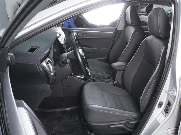 Toyota Corolla XI (E160 E170 E180) Рестайлинг 1 с пробегом 2018 года, цена 1 670 000 рублей, 166313 км, седан, Автокод Объявления