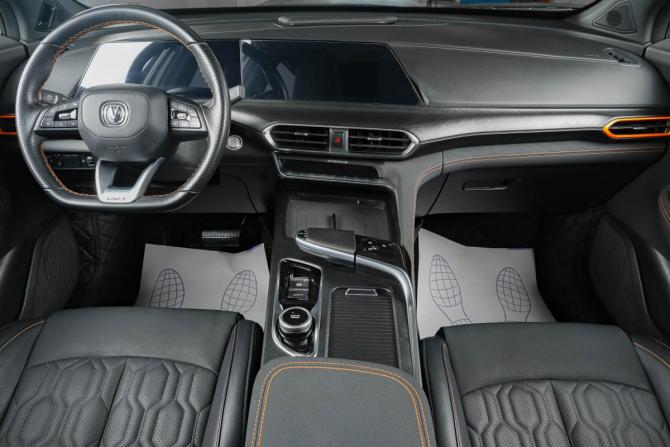 Changan UNI-T I с пробегом 2022 года, цена 2 349 000 рублей, 35000 км, внедорожник, Автокод Объявления