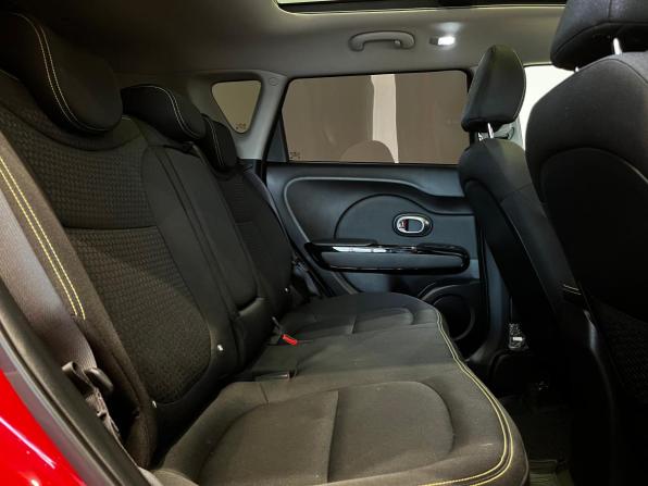 Kia Soul II с пробегом 2015 года, цена 1 360 000 рублей, 99875 км, хэтчбек, Автокод Объявления