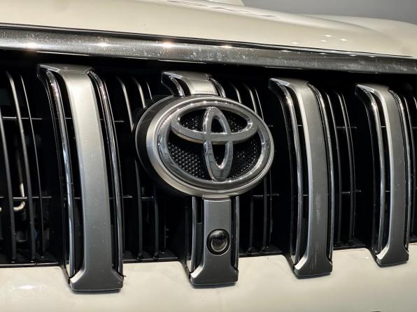 Toyota Land Cruiser Prado 150 Series Рестайлинг 1 с пробегом 2016 года, цена 3 830 000 рублей, 186157 км, внедорожник, Автокод Объявления
