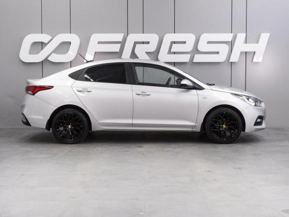 Hyundai Solaris II с пробегом 2017 года, цена 1 269 000 рублей, 128856 км, седан, Автокод Объявления