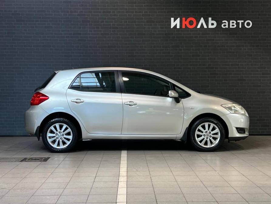 Toyota Auris I Челябинск  - изображение 4