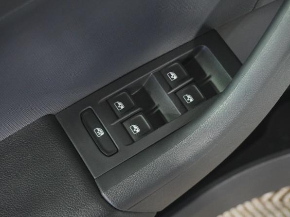 Volkswagen Polo VI с пробегом 2022 года, цена 1 720 000 рублей, 54135 км, лифтбек, Автокод Объявления