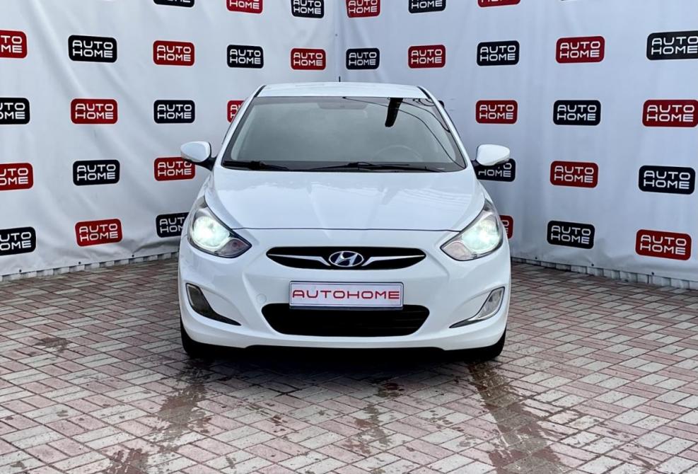 Hyundai Solaris I Санкт-Петербург  - изображение 2