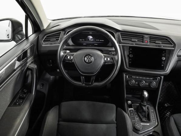 Volkswagen Tiguan II с пробегом 2017 года, цена 2 599 000 рублей, 91752 км, внедорожник, Автокод Объявления