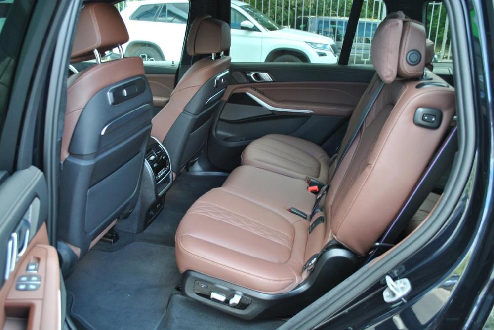 BMW X7 I (G07) Рестайлинг Москва  - изображение 12