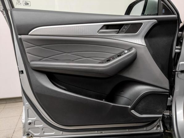 Haval F7x I Рестайлинг с пробегом 2023 года, цена 2 400 000 рублей, 37538 км, внедорожник, Автокод Объявления