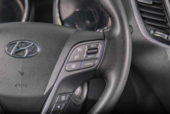 Hyundai Santa Fe III с пробегом 2012 года, цена 1 489 000 рублей, 136000 км, внедорожник, Автокод Объявления