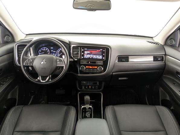 Mitsubishi Outlander III Рестайлинг 3 с пробегом 2019 года, цена 2 850 000 рублей, 48759 км, внедорожник, Автокод Объявления