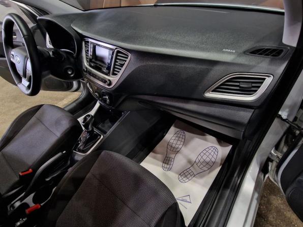 Hyundai Solaris II Рестайлинг с пробегом 2021 года, цена 1 555 000 рублей, 73860 км, седан, Автокод Объявления
