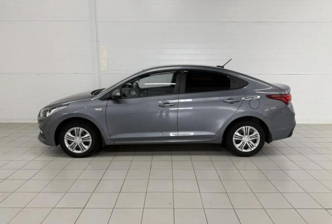 Hyundai Solaris I Рестайлинг с пробегом 2017 года, цена 1 415 700 рублей, 106207 км, седан, Автокод Объявления