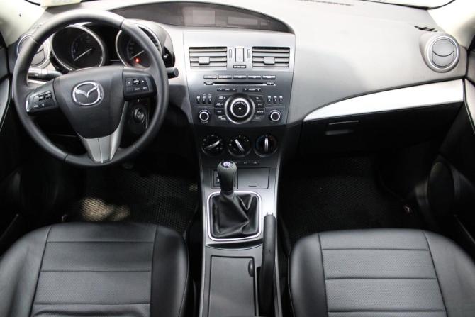 Mazda 3 II (BL) Рестайлинг с пробегом 2012 года, цена 712 000 рублей, 234114 км, седан, Автокод Объявления