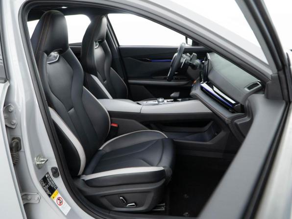 Changan UNI-V I с пробегом 2023 года, цена 2 499 077 рублей, 41243 км, лифтбек, Автокод Объявления